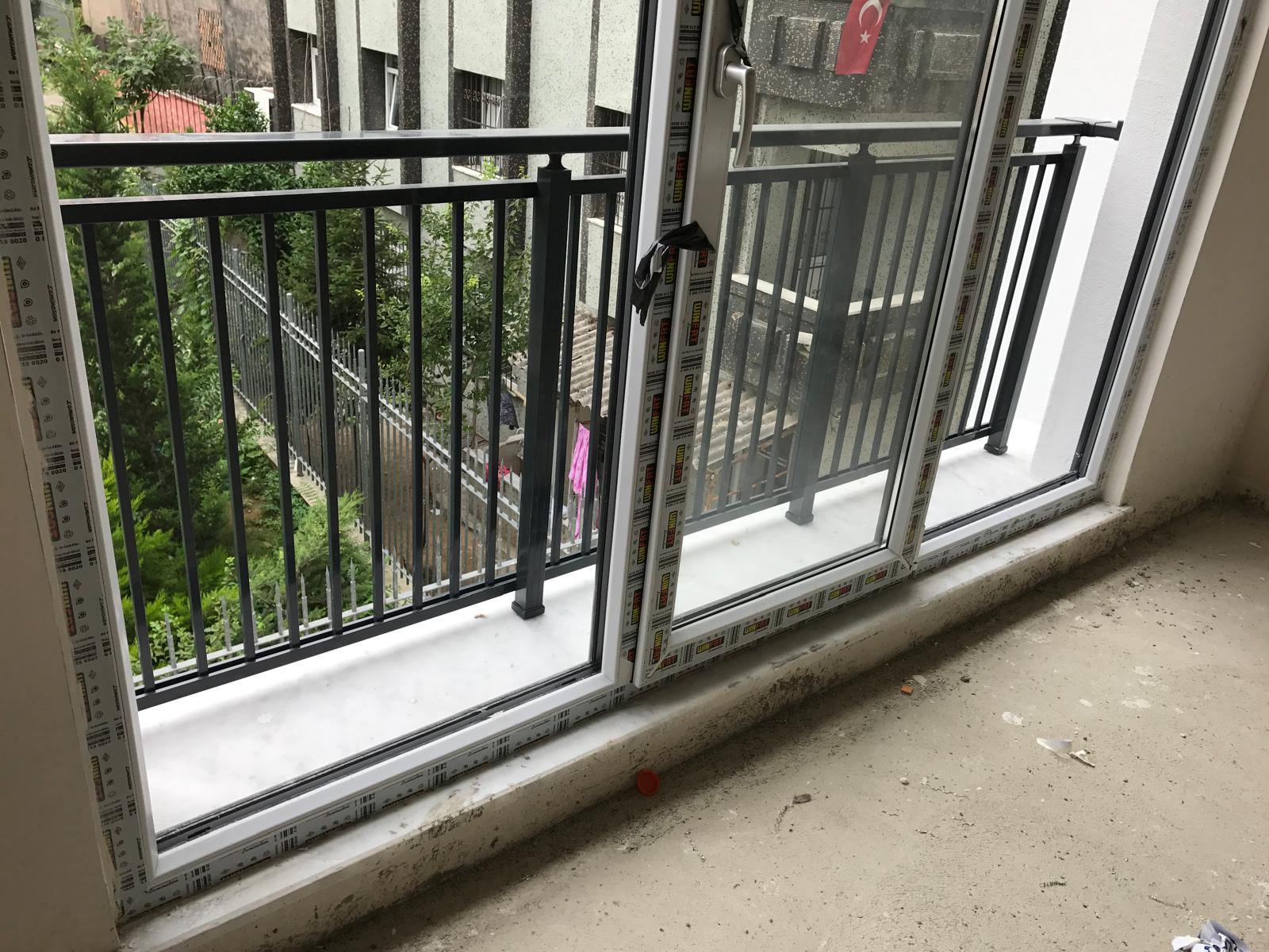 Merdiven pleksi korkuluk 17